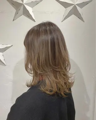 ミディアム 伊藤 光成のヘアスタイル