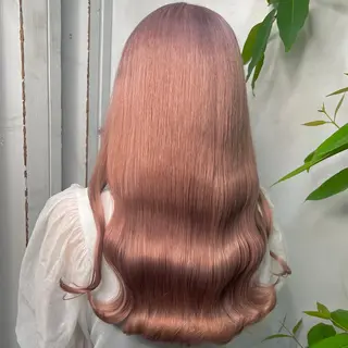カラー ヘアメイク アン/ ブリーチカラーのヘアスタイル