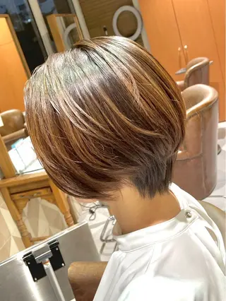 ショート 菅沼 紀世/顔周りレイヤーのヘアスタイル
