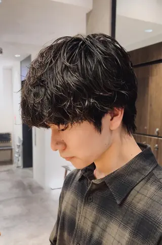 ショート パーマ メンズ 波巻きスパイラルパー マ/シャドウパーマ駿のヘアスタイル