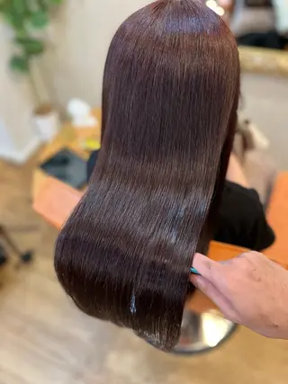 ロング ⚪️髪質改善 縮毛 店長 コウ⚪️のヘアスタイル