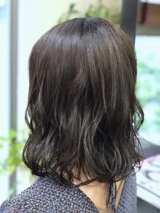 ミディアム カラー ヘアアレンジ 溝口 ひなこのマツエク・マツパデザイン
