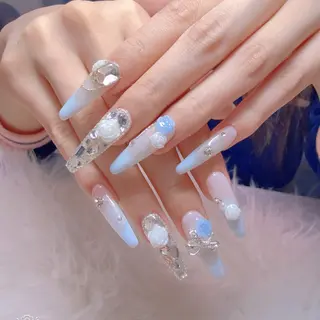 ネイル 西野 カナのネイルデザイン