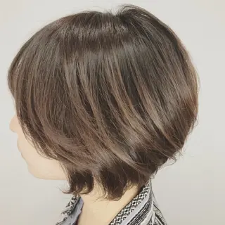 ショート カラー 上田 篤史のヘアスタイル