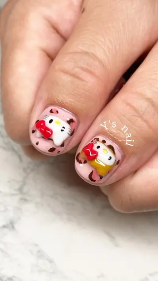 ネイル 手書きが得意🖌️ Y’s  nailのネイルデザイン