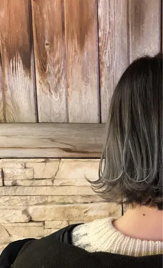 ミディアム カラー 松村 総のヘアスタイル