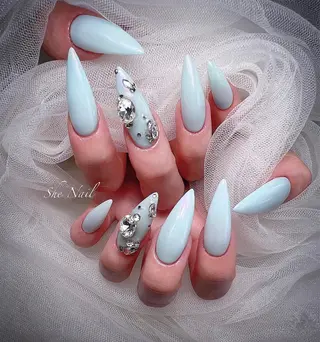 ネイル ISA_ BELLAのネイルデザイン