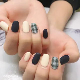 ネイル ガレンドウ 白澤 愛子のネイルデザイン