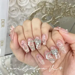 ネイル ✨Nailsalon Vi+✨のネイルデザイン