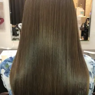 セミロング カラー 髪の病院  ルーミールームのヘアスタイル