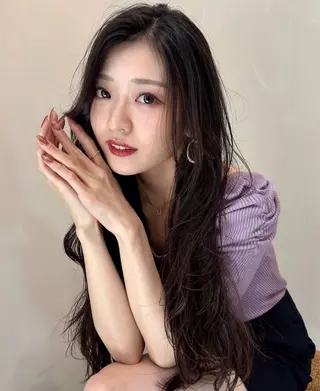 ロング 曲がるストレート/ レイヤー/大野真央のヘアスタイル