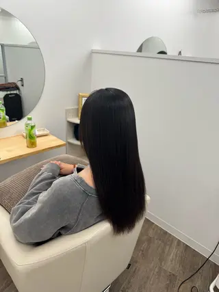 ロング ビフィーノ ルーチェ所属・松本 桜のヘアスタイル