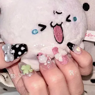 ネイル Momoka .のネイルデザイン