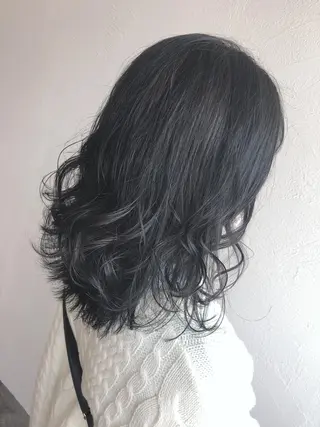 ミディアム カラー ヘアアレンジ トップスタイリスト 🧸中島梨穂🧸のヘアスタイル
