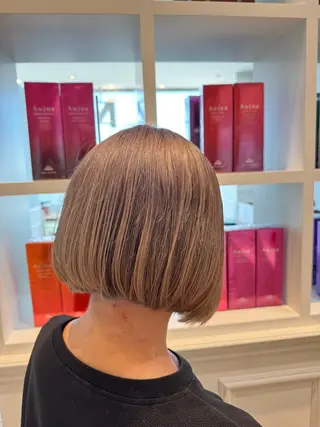 ショート 透明感カラー/ブリー チ✨駒場　笙のヘアスタイル