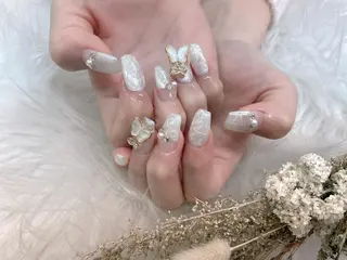 ネイル 🦋ネイルサロン ブラン🌈ゆりのネイルデザイン