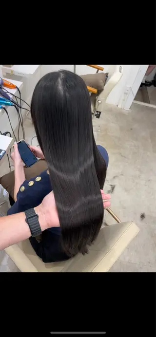 ロング 髪質改善/縮毛矯正 梅田茶屋町/西尾祐作のヘアスタイル