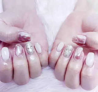 ネイル MoonNail ユリ🌸のネイルデザイン