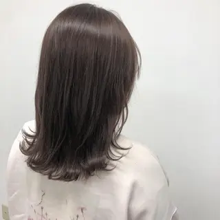 セミロング 髪質改善韓国レイヤー SHIORI🦋のヘアスタイル