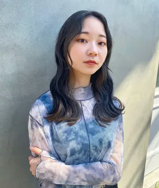 ロング カラー SHICENEケイ レイヤーカット🦋のヘアスタイル