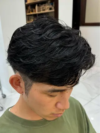 パーマ juri .のヘアスタイル