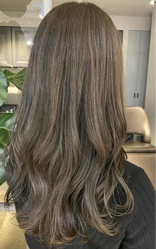 パーマ 表参道ミディアム レイヤー山岸季生のヘアスタイル