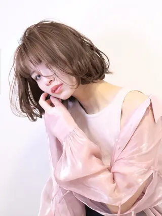 ミディアム ブリーチ/髪質改善 NYNY大久保のヘアスタイル