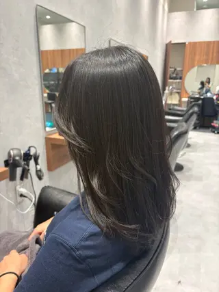 ミディアム 髙田 千華 髪質改善ストレートのヘアスタイル