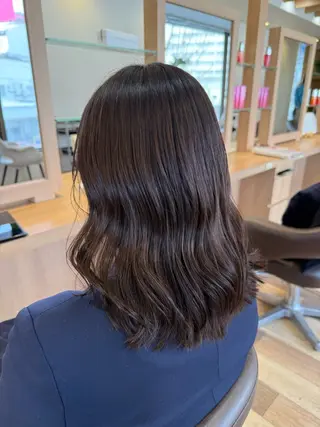 ミディアム カラー Dali manaのヘアスタイル