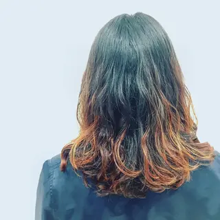ミディアム セミロング ロング カラー パーマ 透明感♡︎♡︎ 佐々木早苗のヘアスタイル