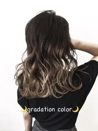 セミロング カラー ハイライトカラー＆ ダブルカラー　田口のヘアスタイル