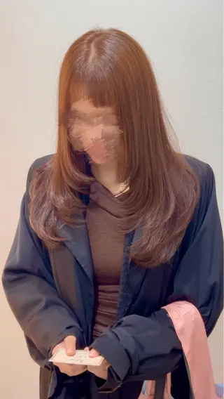 セミロング 𝜗𝜚ブリーチ ／レイヤー𝜗𝜚のヘアスタイル