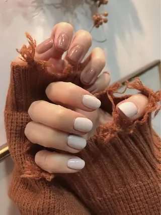 ネイル 安藤 沙妃のヘアスタイル