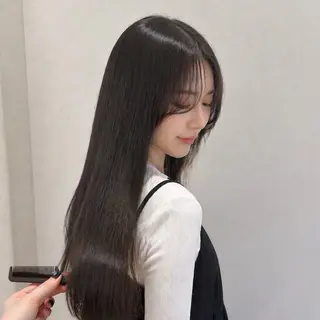 ロング 佐藤 舞のヘアスタイル