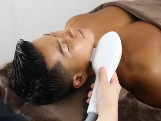 メンズ脱毛　AXIA 日高　雅史のエステ・リラクイメージ