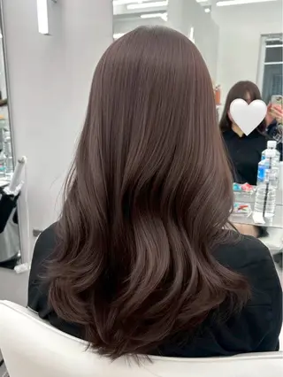 ロング 岡田 聖蘭のヘアスタイル