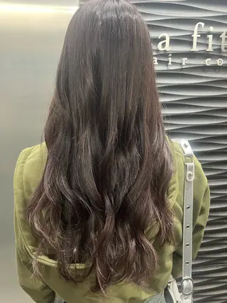ロング カラー 脇山 真生のヘアスタイル