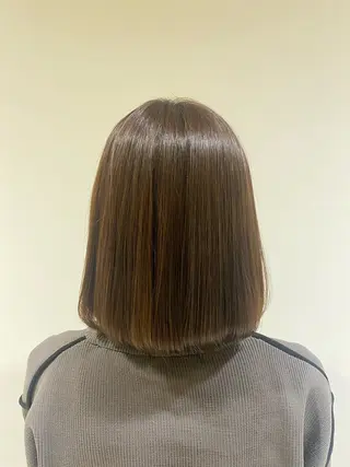 ミディアム 網谷 華乃のヘアスタイル