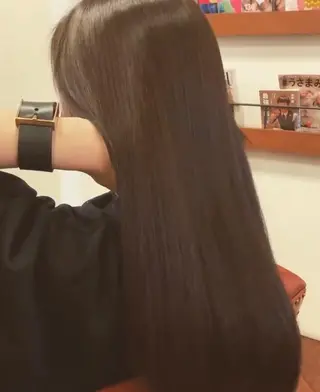 ロング 加藤 優紗のヘアスタイル