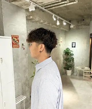 ショート パーマ メンズ door white hideのヘアスタイル
