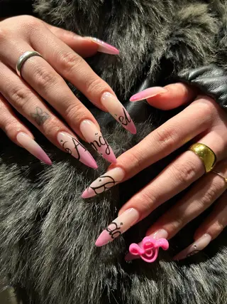 ネイル SEINA_ NAIL🐈‍⬛💗のネイルデザイン