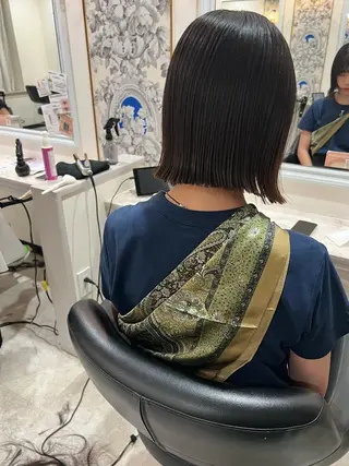 ミディアム 都築 奈未のヘアスタイル
