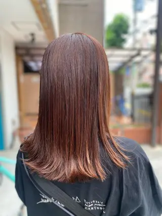 セミロング カラー 福田 里央のヘアスタイル