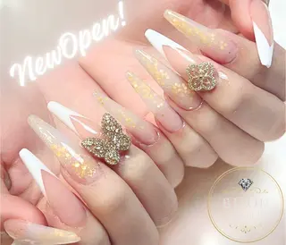ネイル bijou nails　蓮のネイルデザイン