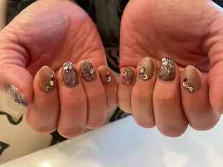 ネイル ♡ビジュール♡ NAIL &まつ毛のマツエク・マツパデザイン