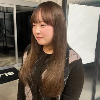 ロング カラー パーマ/ハイトーン/ レイヤー/伊藤萌のヘアスタイル