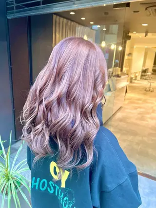 セミロング カラー 美髪矯正/髪質改善 /透明感ある艶カラーのヘアスタイル