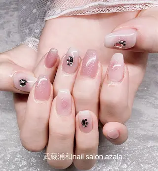 ネイル R inのネイルデザイン