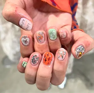 ネイル シェリーラメール akiraのネイルデザイン