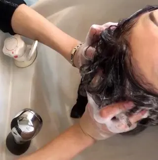 鶴﨑 美優亜のヘアスタイル